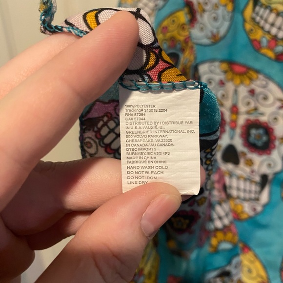 Sugar Skull Scarf - Picture 3 of 3